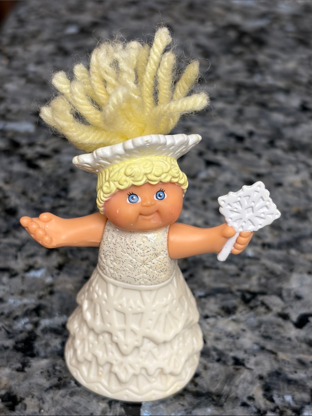 Vtg CPK Cabbage Patch Kids Mini Figure Toy Cake Topper Happy Meal Snow Princess